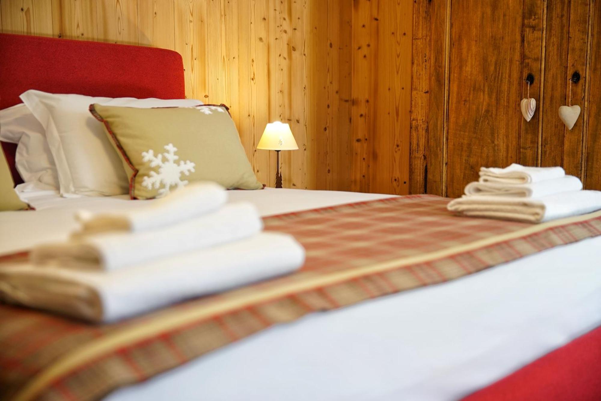 مبيت وإفطار Pontboset Lo Chalet المظهر الخارجي الصورة
