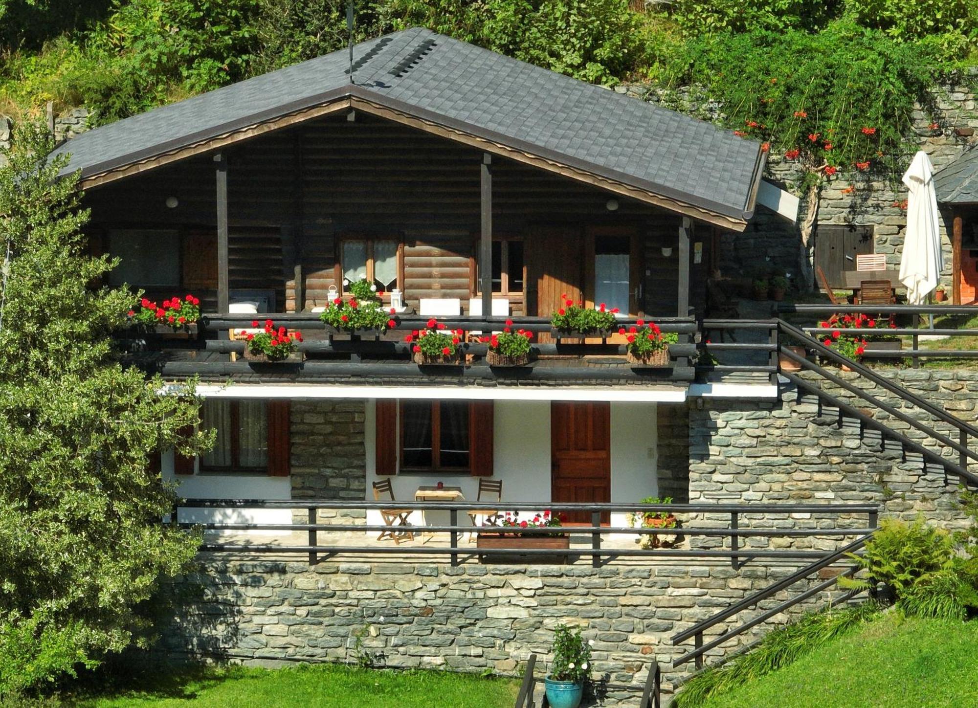 مبيت وإفطار Pontboset Lo Chalet المظهر الخارجي الصورة